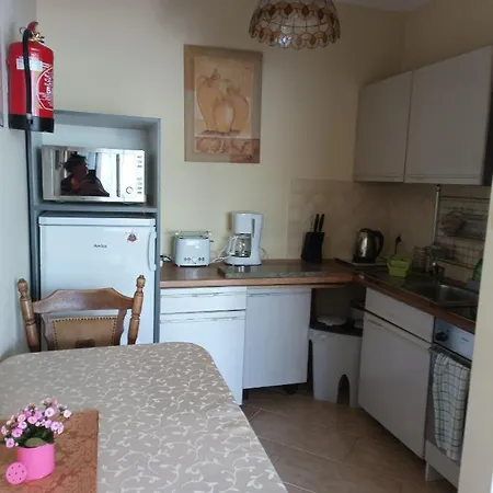 Nad Parseta Apartman