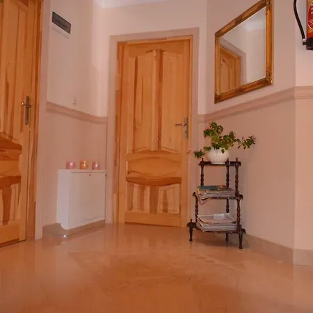 Nad Parseta Apartman